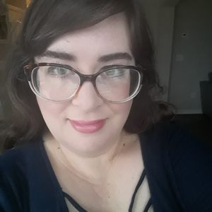 Meet your Posher, Candice